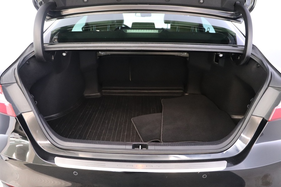 Toyota Camry vaihtoauto