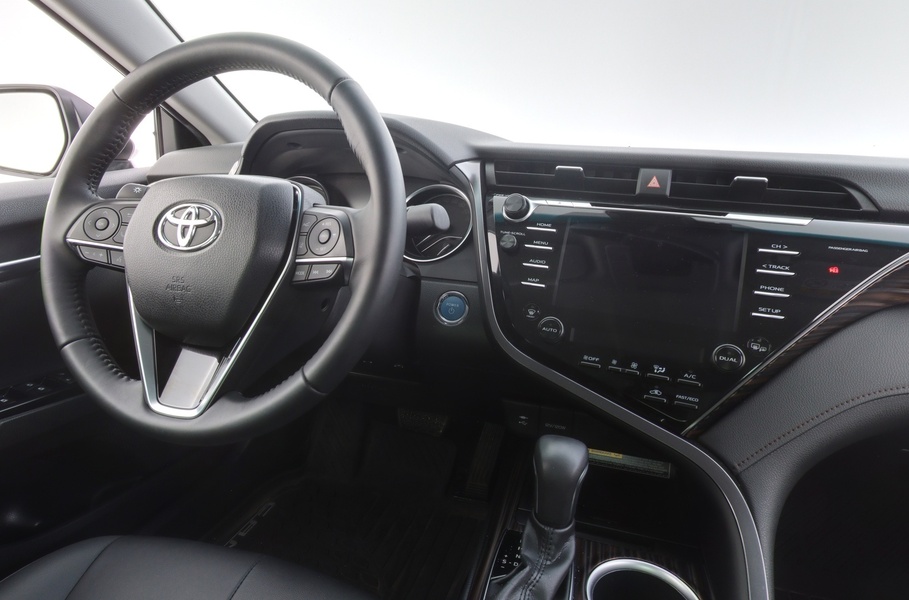 Toyota Camry vaihtoauto