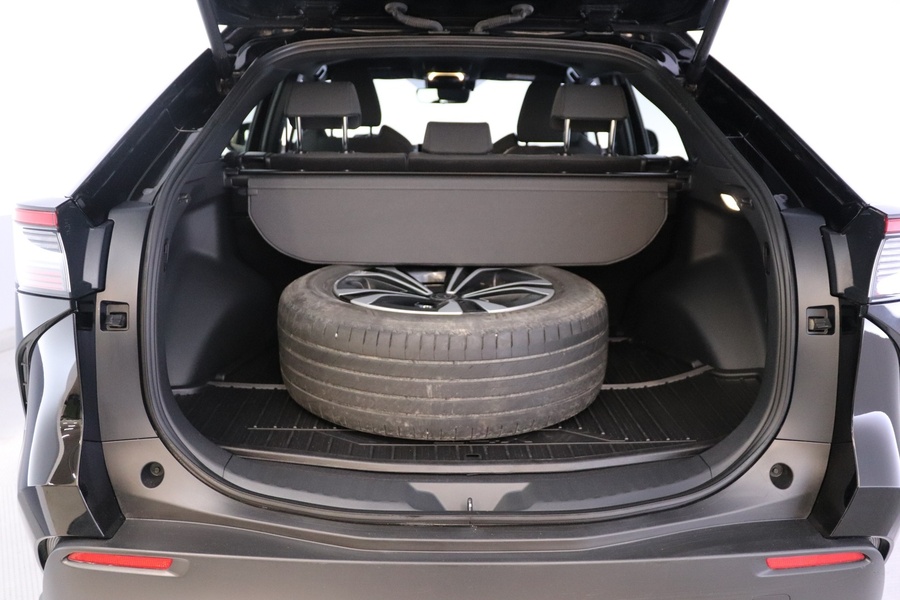 Toyota bZ4X vaihtoauto