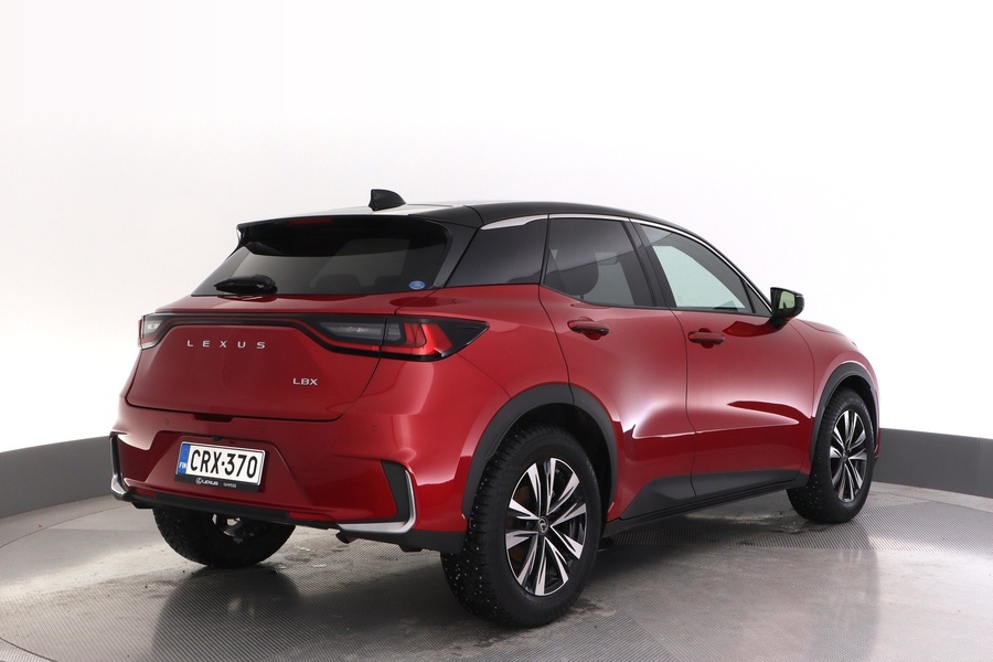 Lexus LBX vaihtoauto