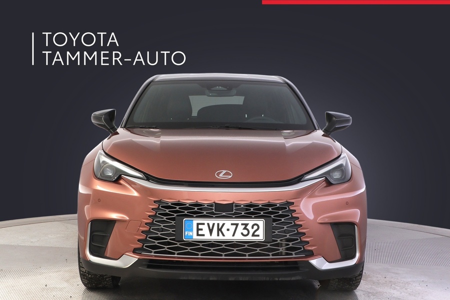 Lexus LBX vaihtoauto