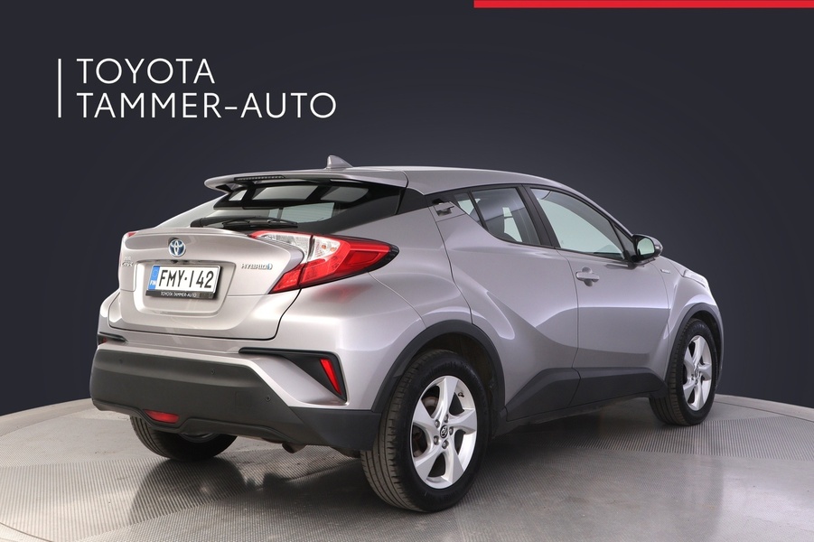 Toyota C-HR vaihtoauto
