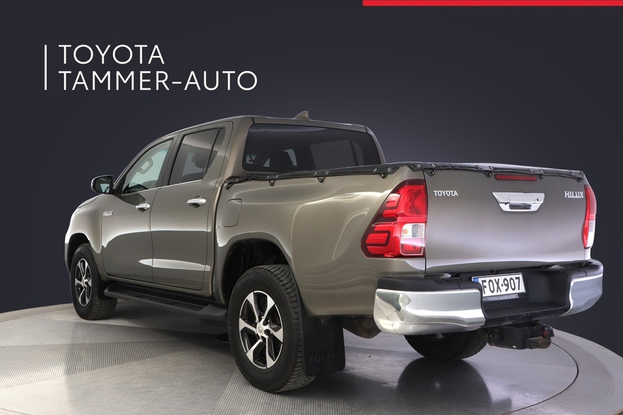 Toyota Hilux vaihtoauto