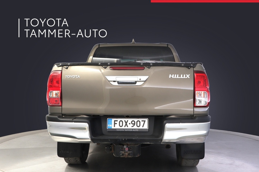 Toyota Hilux vaihtoauto