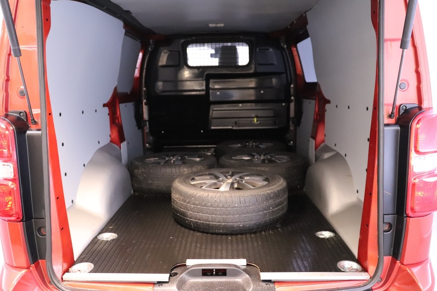 Toyota Proace vaihtoauto