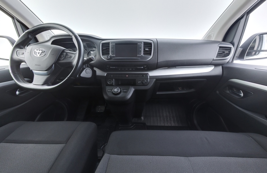Toyota Proace Verso vaihtoauto