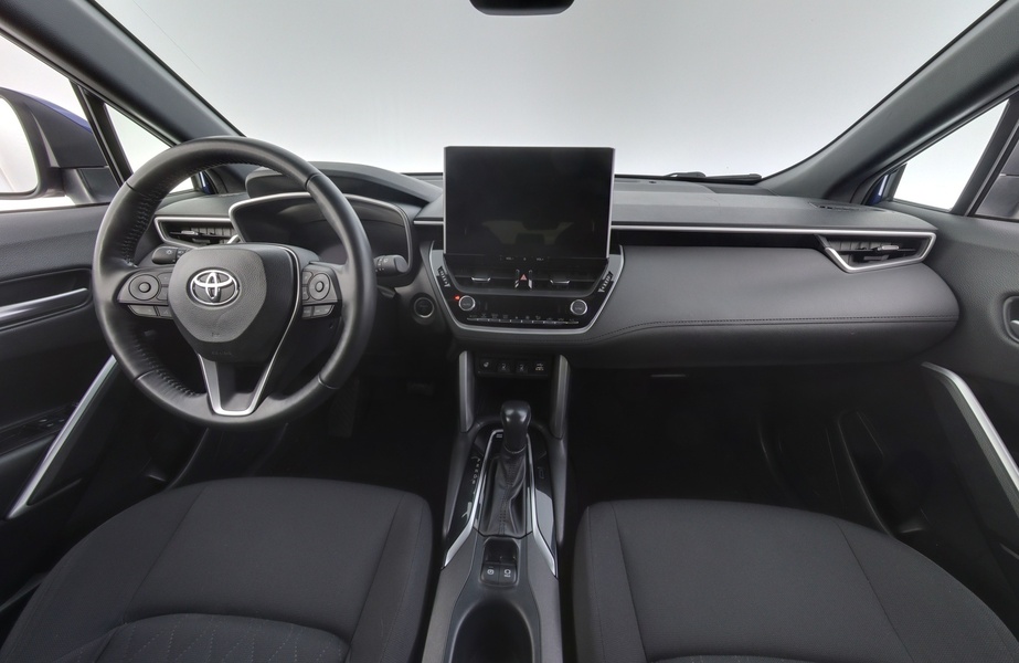 Toyota Corolla Cross vaihtoauto