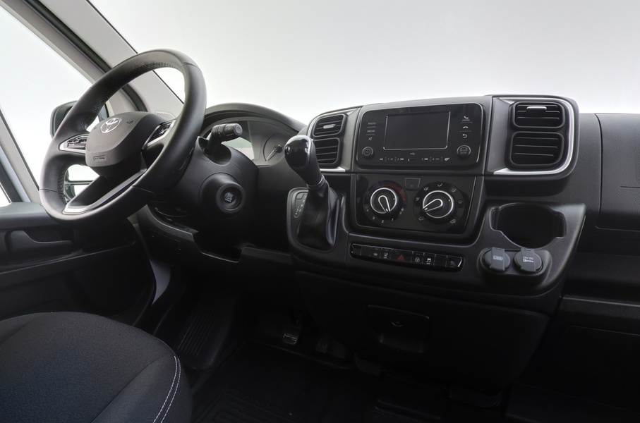 Toyota Proace MAX vaihtoauto