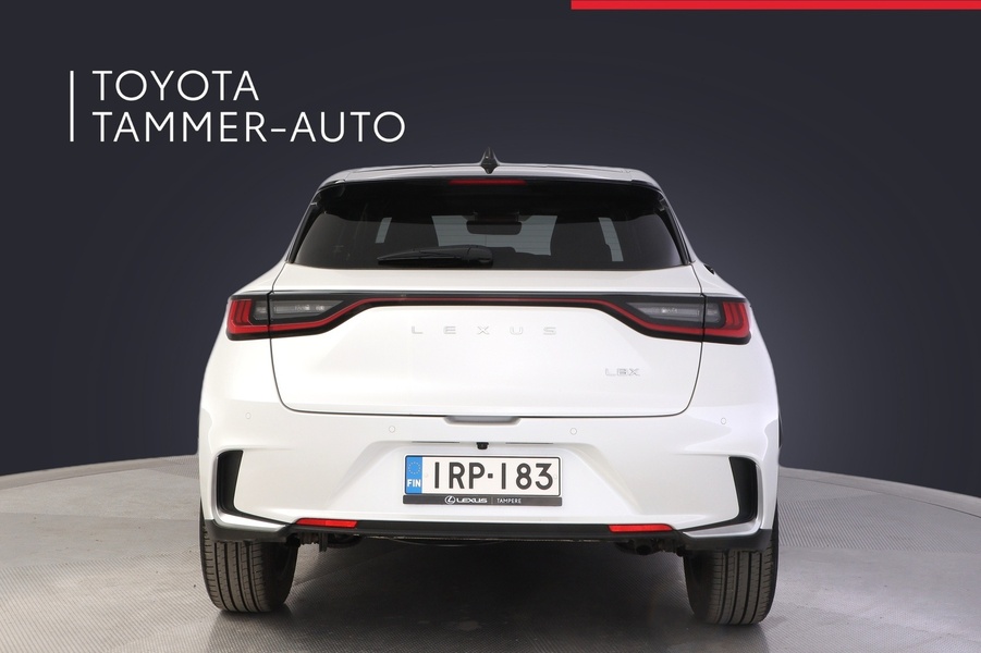 Lexus LBX vaihtoauto
