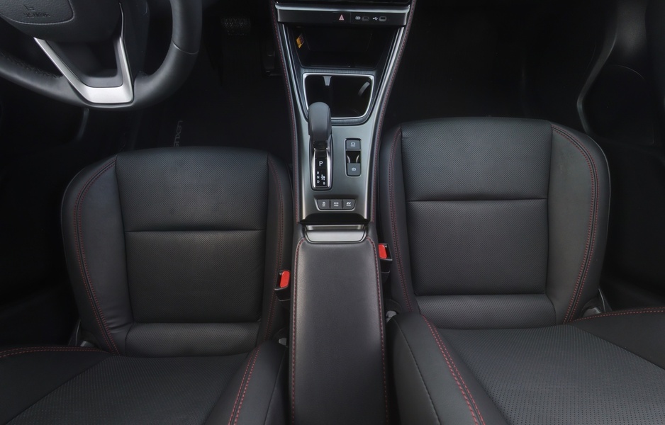 Lexus LBX vaihtoauto