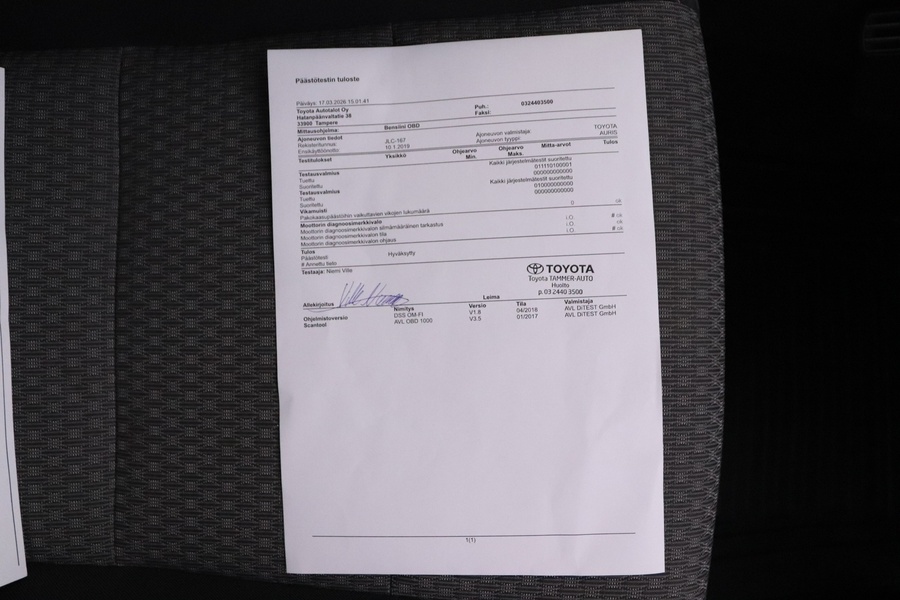 Toyota Auris vaihtoauto