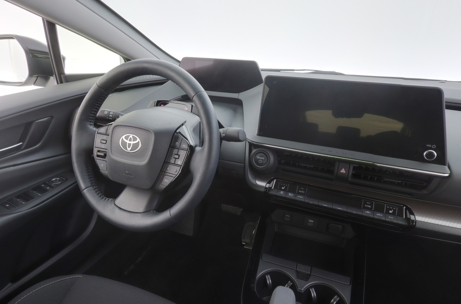 Toyota Prius Plug-in vaihtoauto