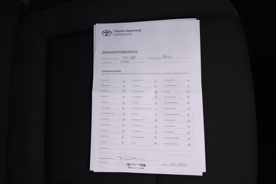 Toyota Prius Plug-in vaihtoauto