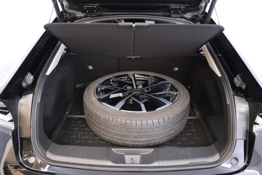 Toyota Prius Plug-in vaihtoauto