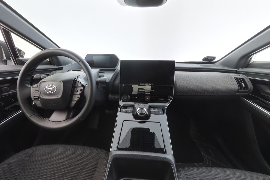 Toyota bZ4X vaihtoauto