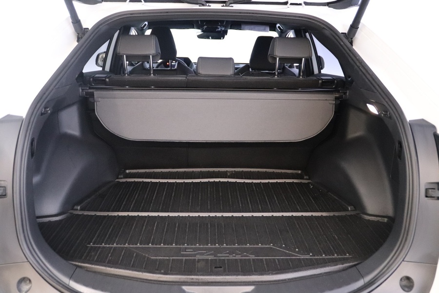 Toyota bZ4X vaihtoauto