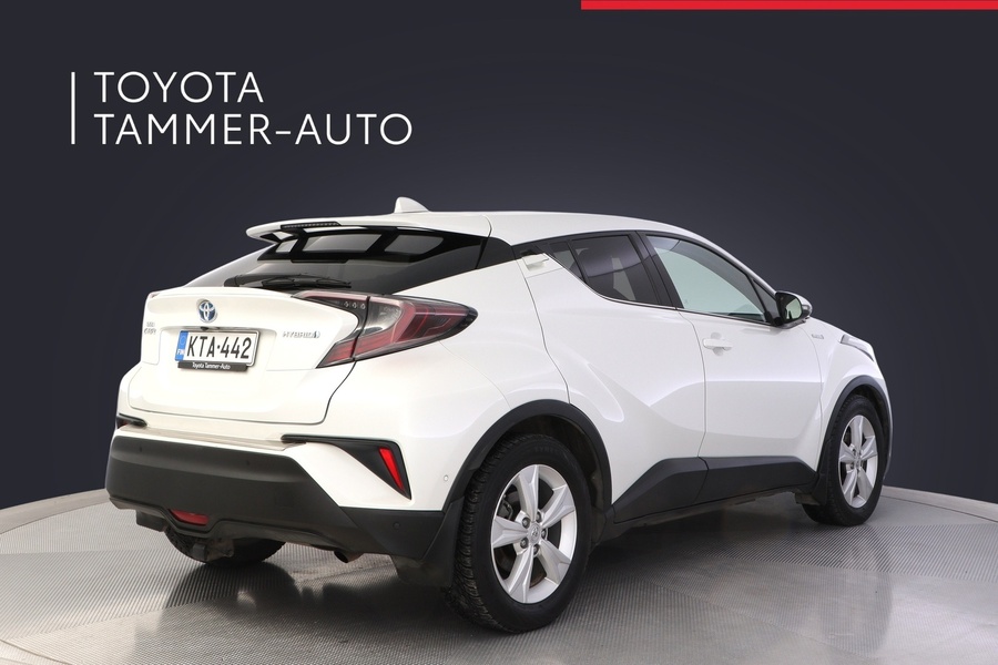 Toyota C-HR vaihtoauto