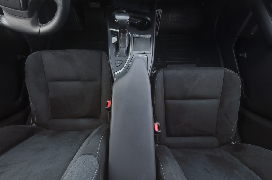 Lexus UX vaihtoauto