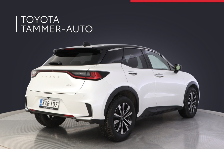 Lexus LBX vaihtoauto