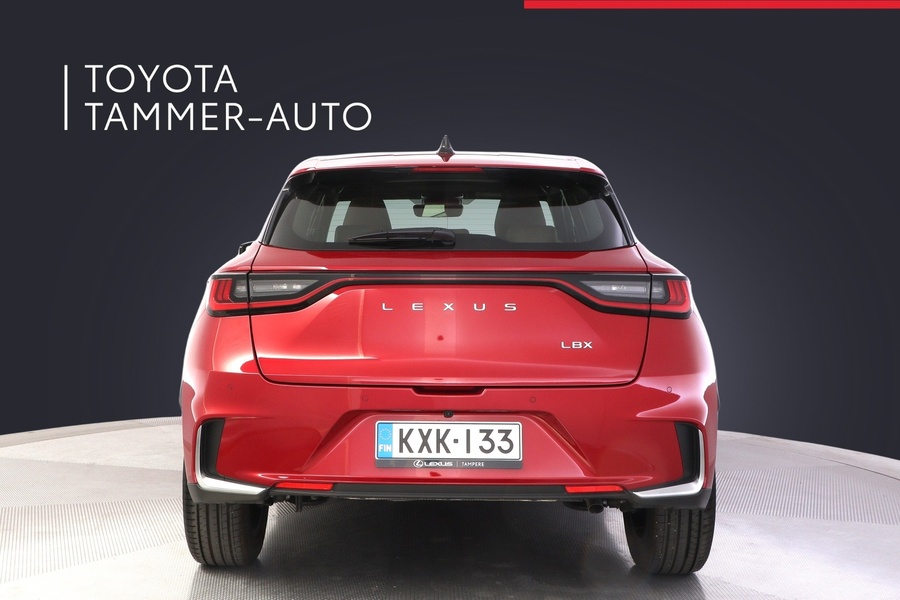 Lexus LBX vaihtoauto