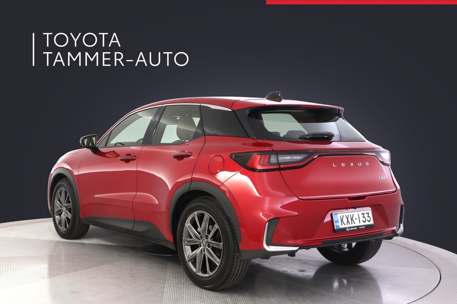 Lexus LBX vaihtoauto
