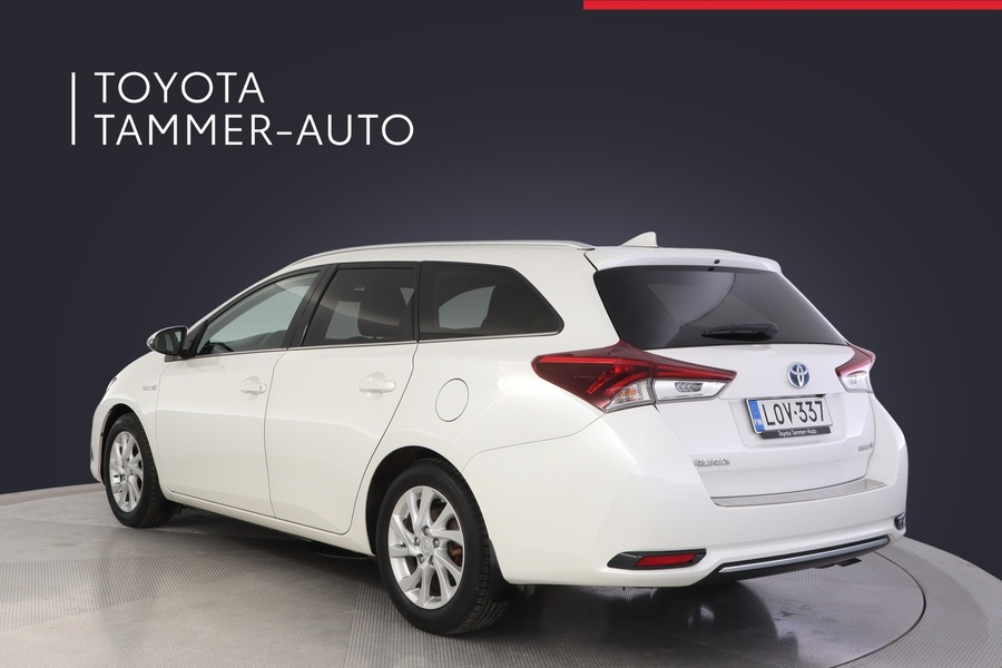 Toyota Auris vaihtoauto