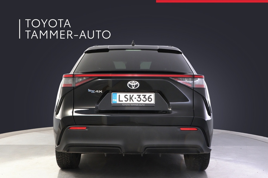 Toyota bZ4X vaihtoauto