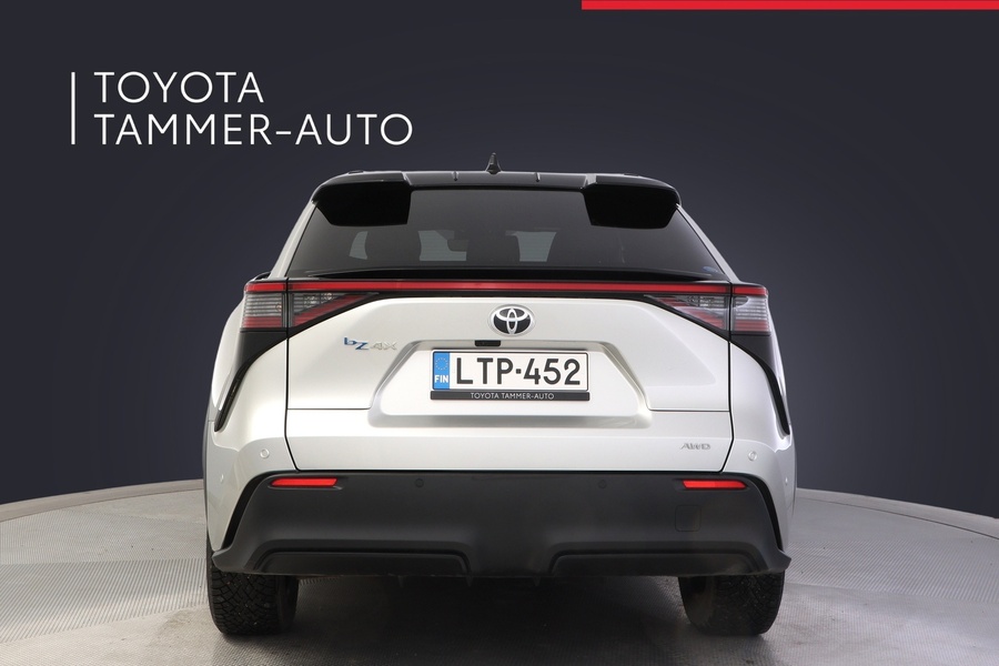 Toyota bZ4X vaihtoauto