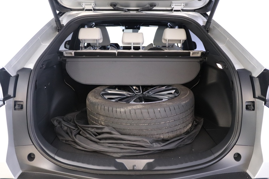 Toyota bZ4X vaihtoauto