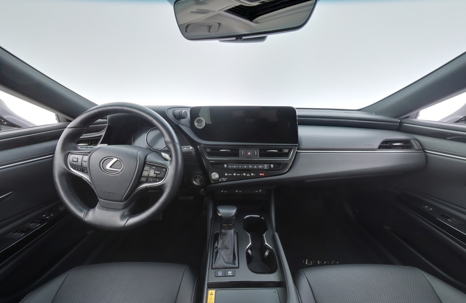 Lexus ES vaihtoauto