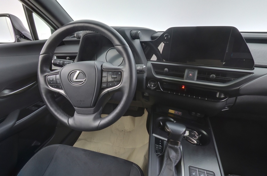 Lexus UX vaihtoauto
