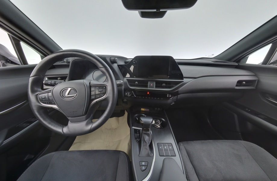 Lexus UX vaihtoauto
