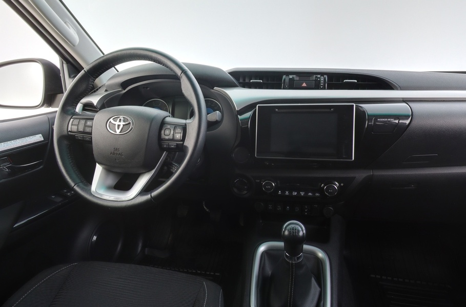 Toyota Hilux vaihtoauto