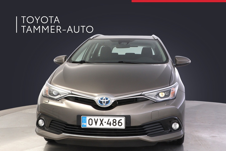 Toyota Auris vaihtoauto