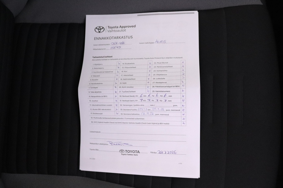 Toyota Auris vaihtoauto