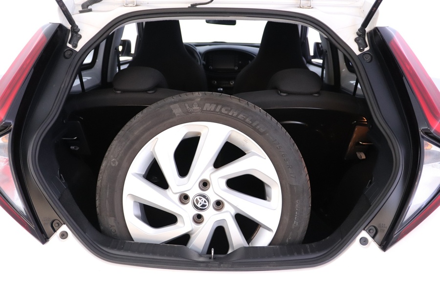 Toyota Aygo X vaihtoauto