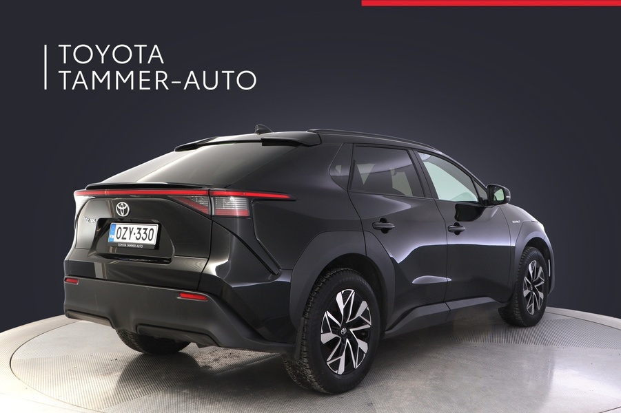 Toyota bZ4X vaihtoauto