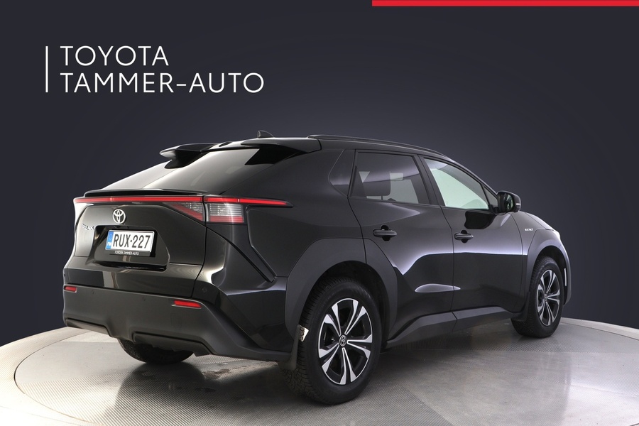 Toyota bZ4X vaihtoauto