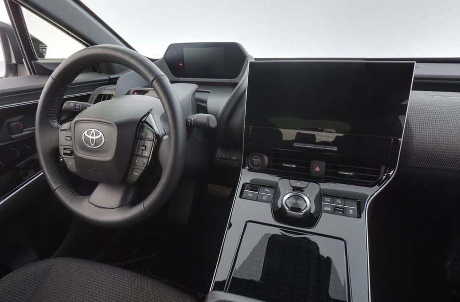 Toyota bZ4X vaihtoauto