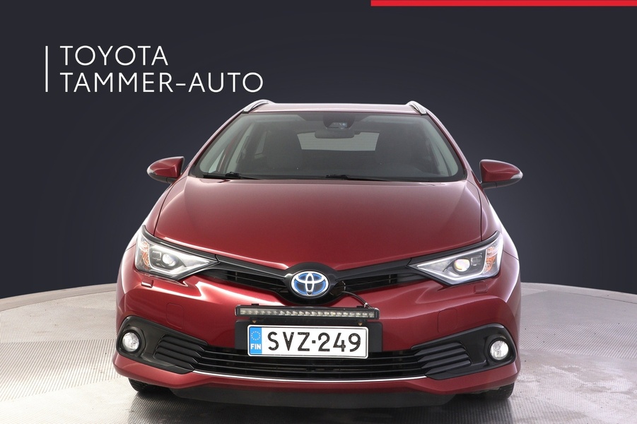 Toyota Auris vaihtoauto