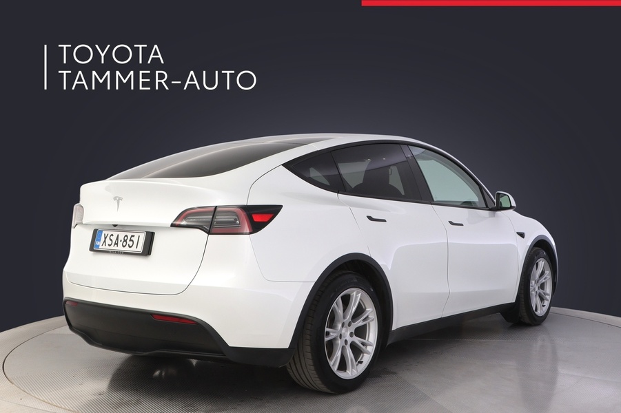 Tesla Model Y vaihtoauto