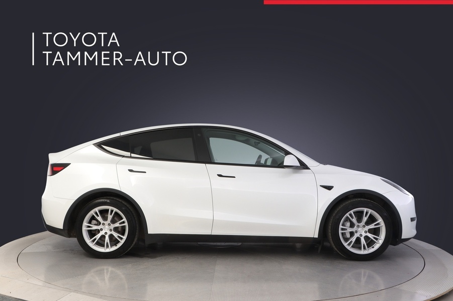 Tesla Model Y vaihtoauto