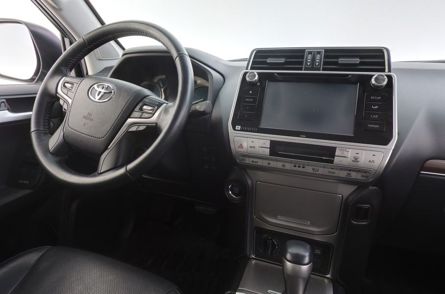 Toyota Land Cruiser vaihtoauto