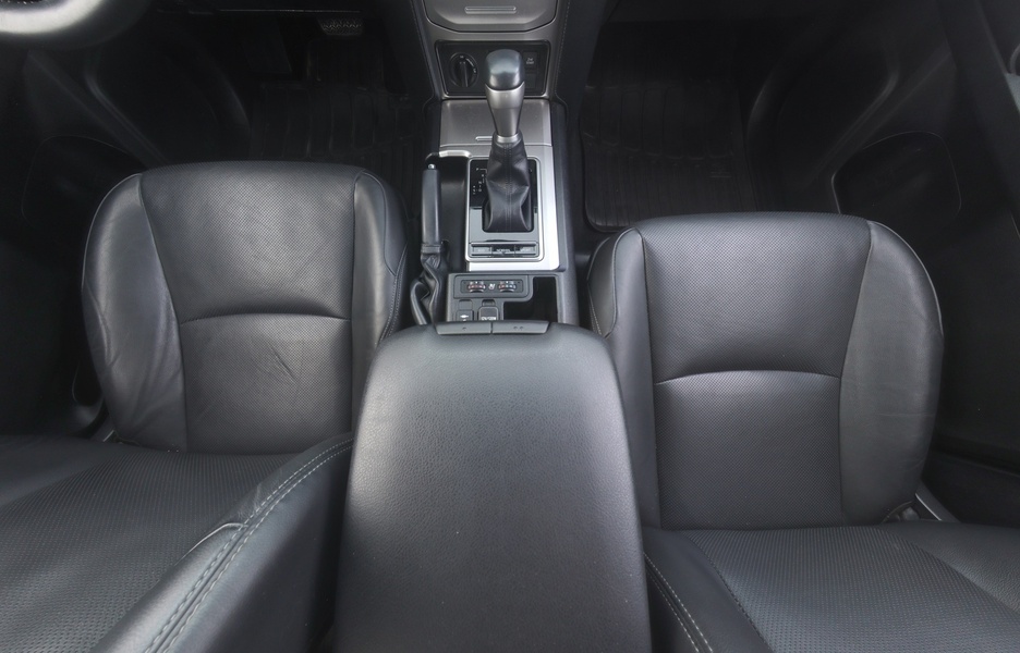 Toyota Land Cruiser vaihtoauto