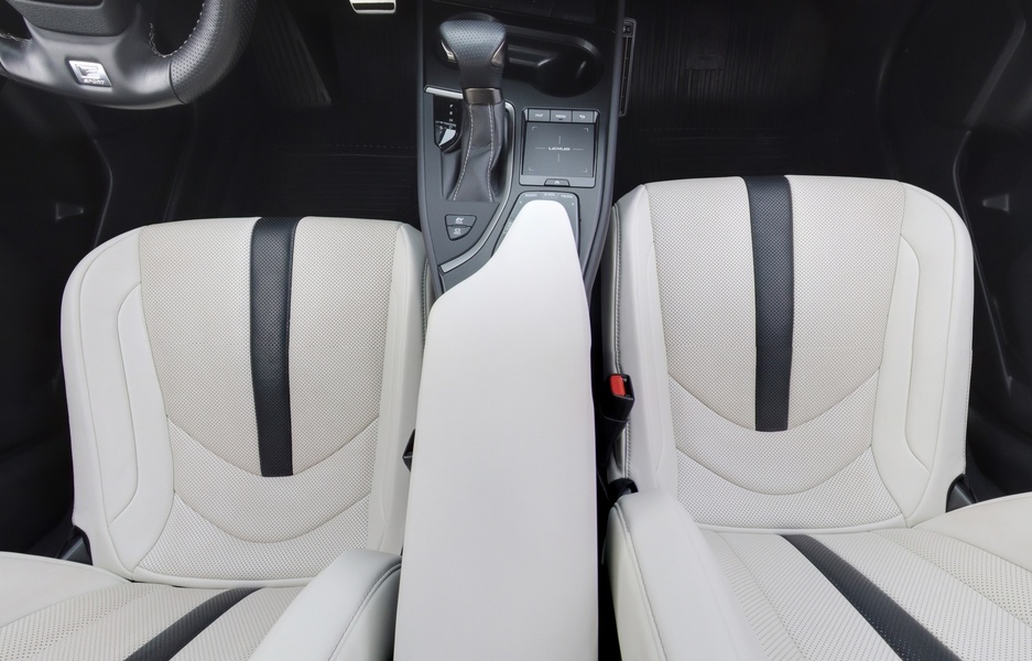Lexus UX vaihtoauto
