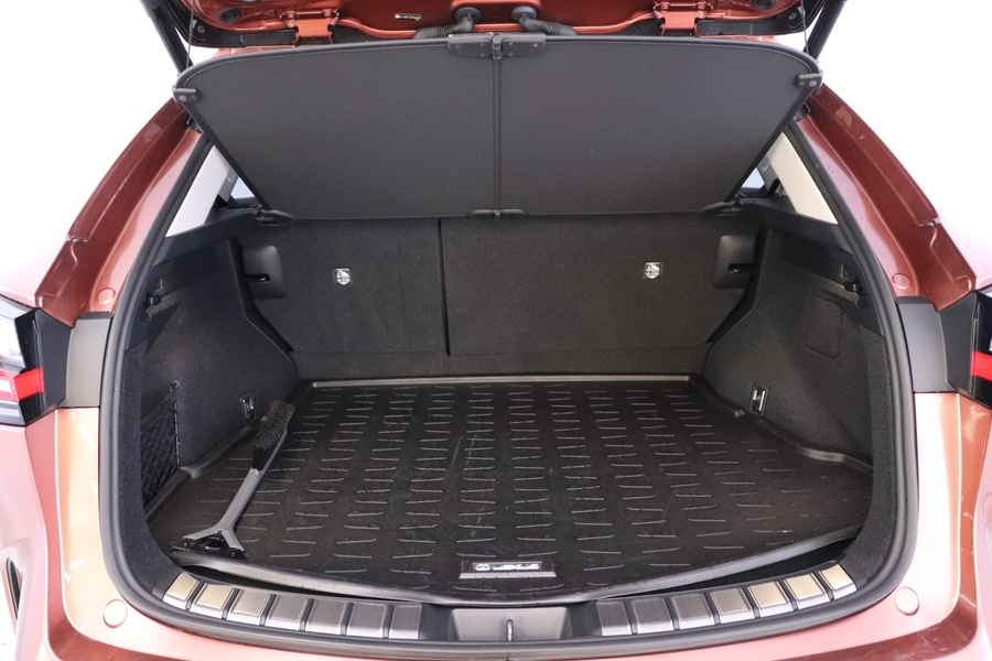 Lexus NX vaihtoauto