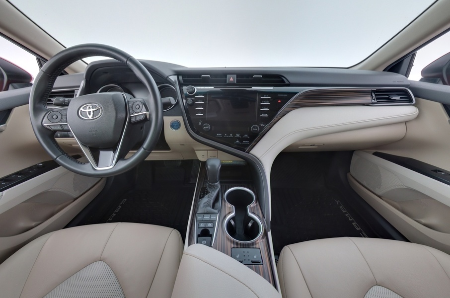 Toyota Camry vaihtoauto