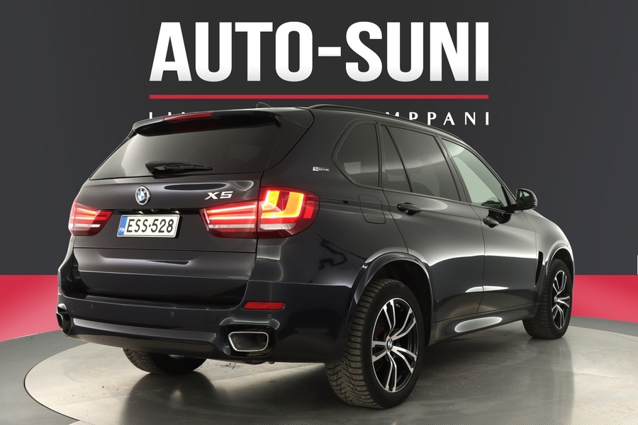 BMW X5 vaihtoauto