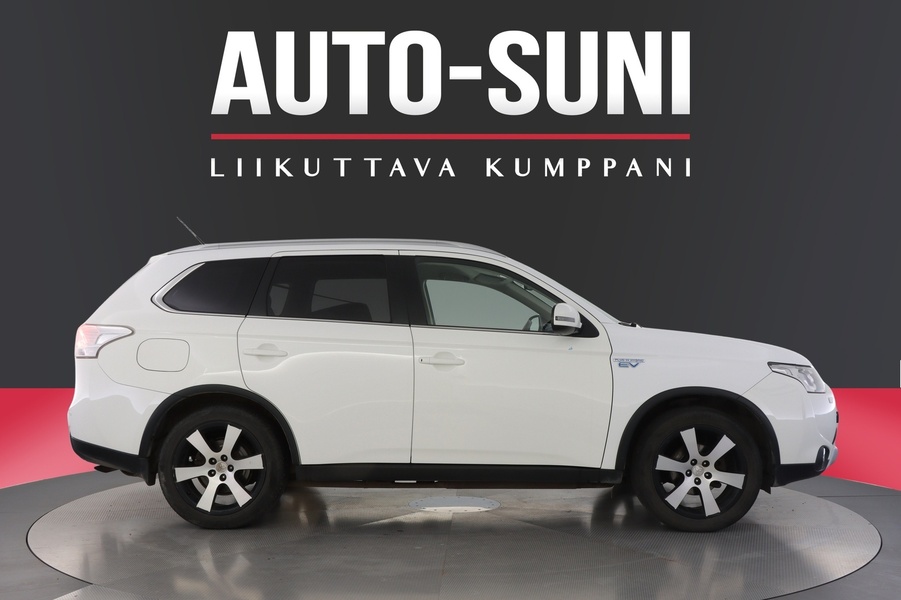 Mitsubishi Outlander PHEV vaihtoauto