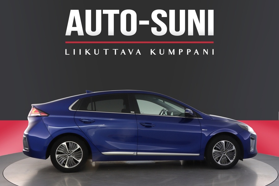 Hyundai IONIQ plug-in vaihtoauto